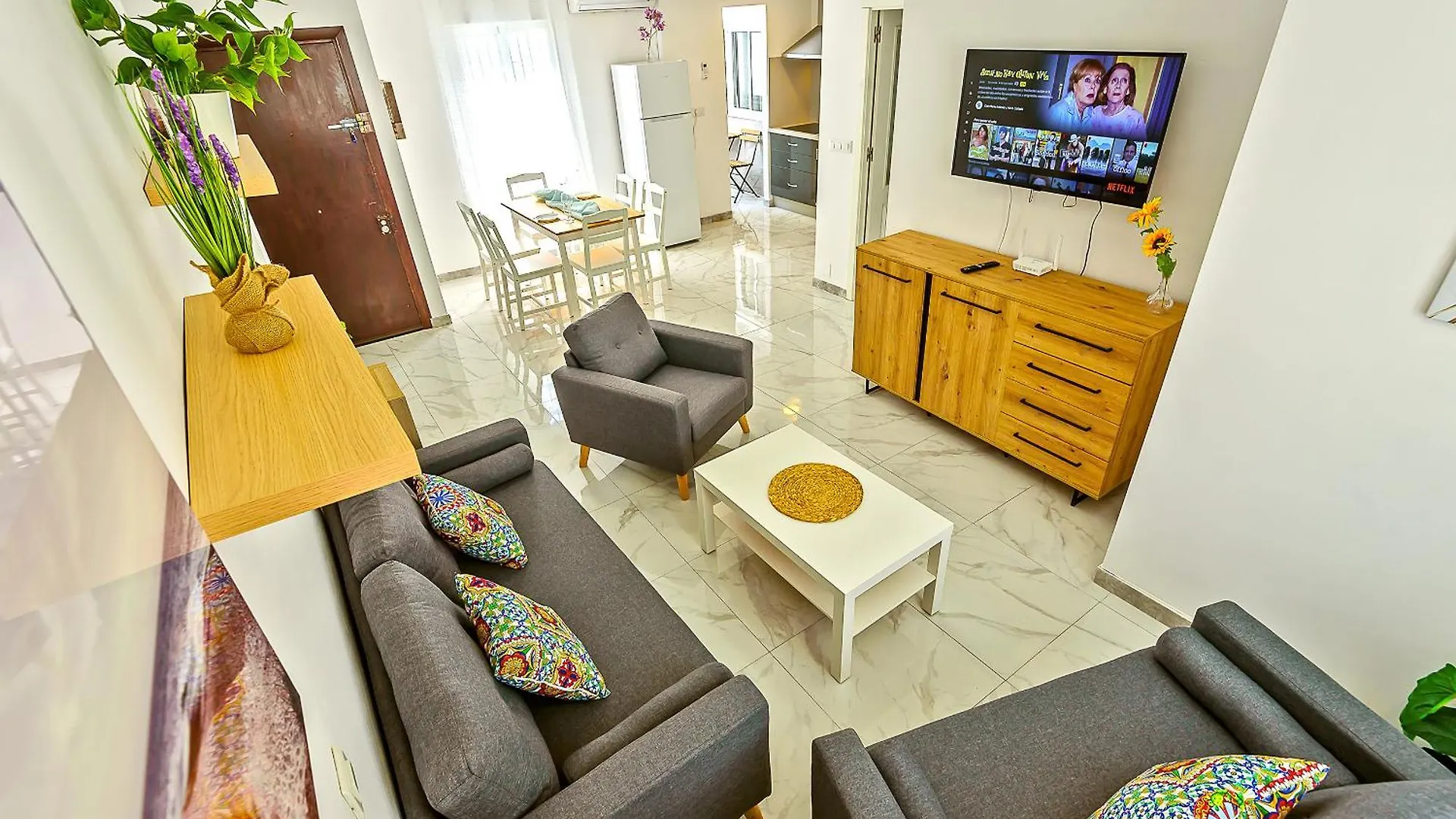 Plaza Espana 3-Bedroom Central & Bello Apartamento El Puerto de Santa María